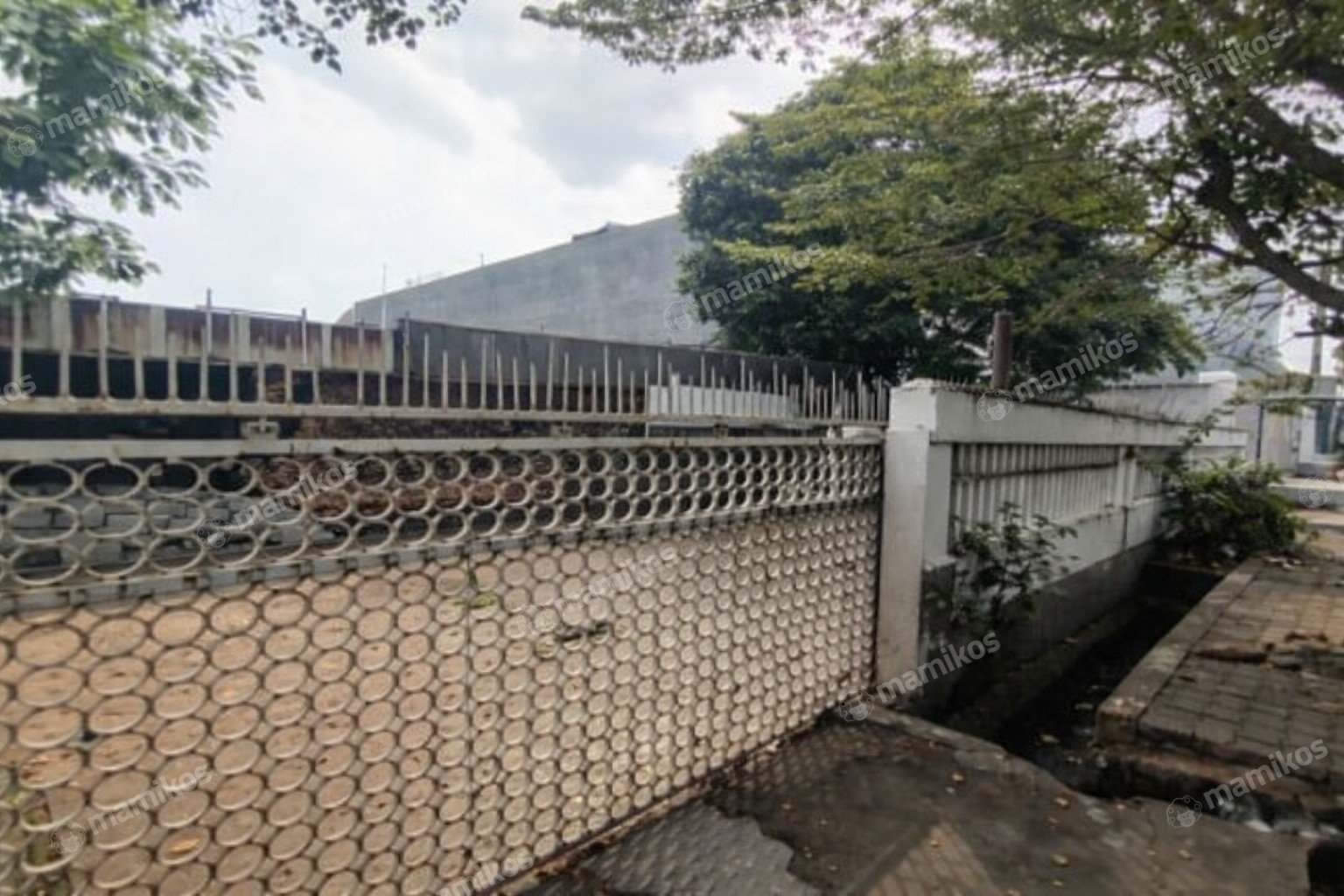 Rumah Sertifikat SHM 2 Kamar Tidur 2 Kamar Mandi Pluit Jakarta Utara - Photo 4