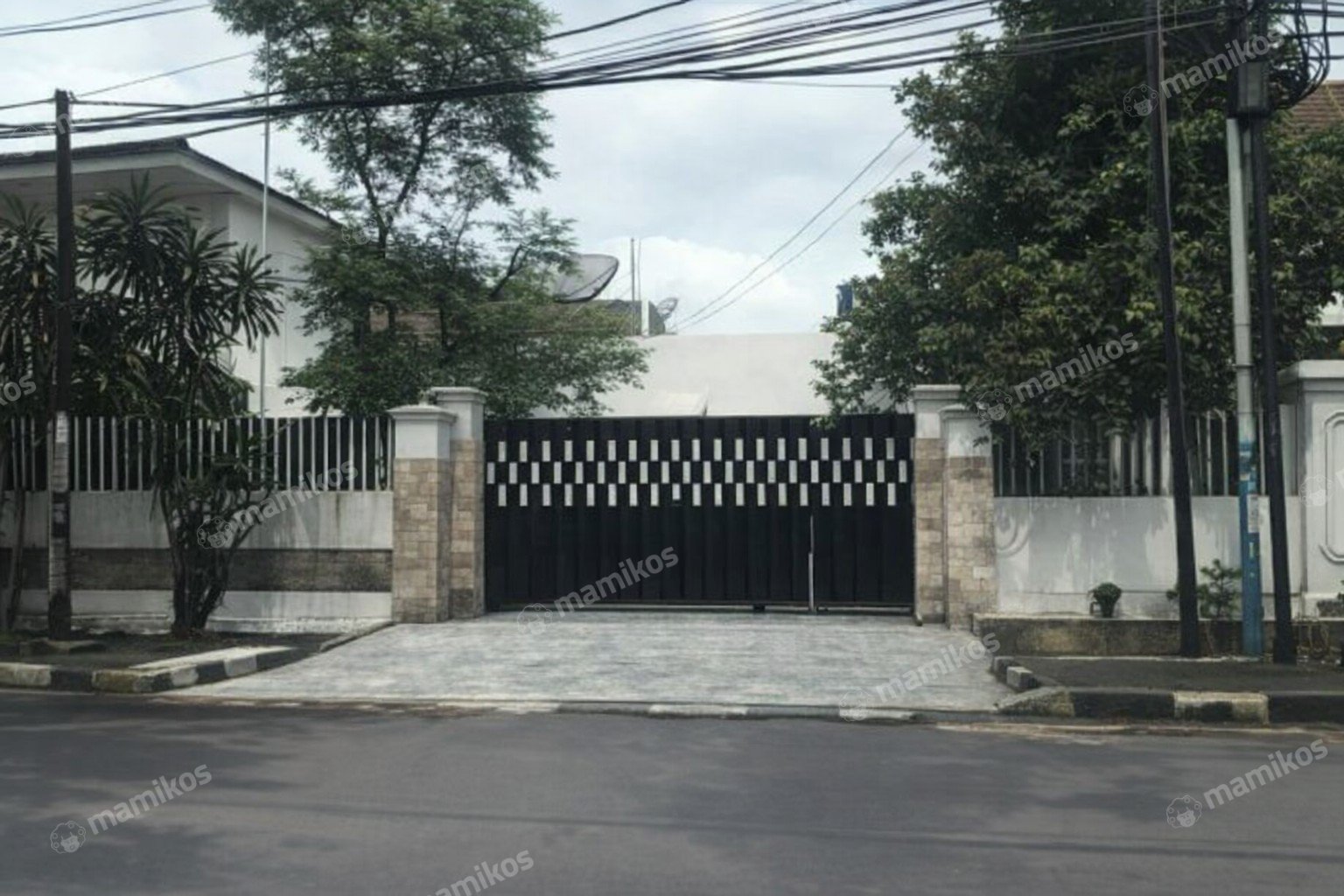 Rumah Sertifikat SHM 6 Kamar Tidur 4 Kamar Mandi Cakung Jakarta Timur