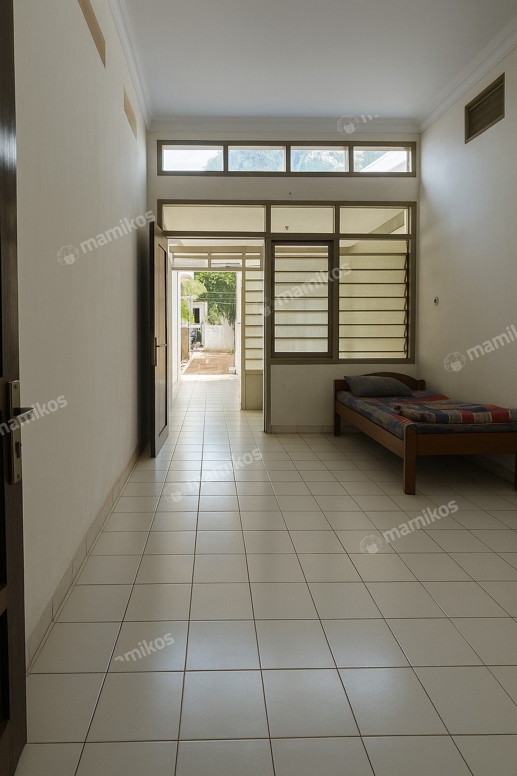 Rumah Sertifikat SHM 3 Kamar Tidur 2 Kamar Mandi Tebet Jakarta Selatan - Photo 4