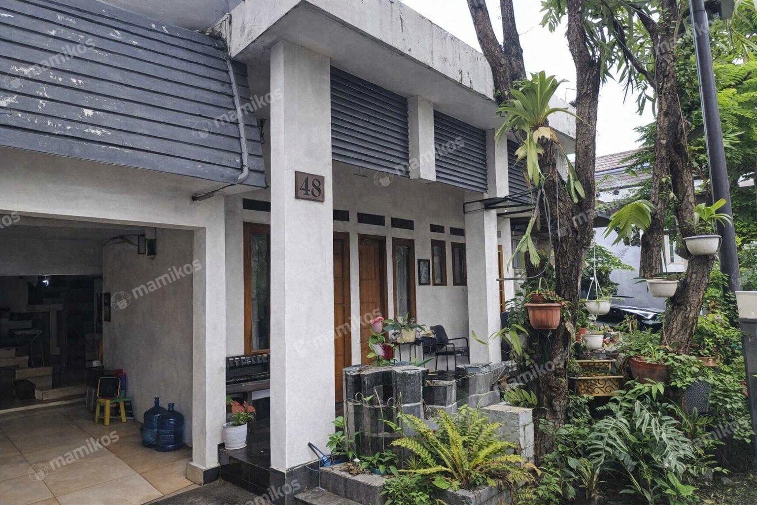 Rumah Sertifikat SHM 4 Kamar Tidur 3 Kamar Mandi Radio Dalam Jakarta Selatan