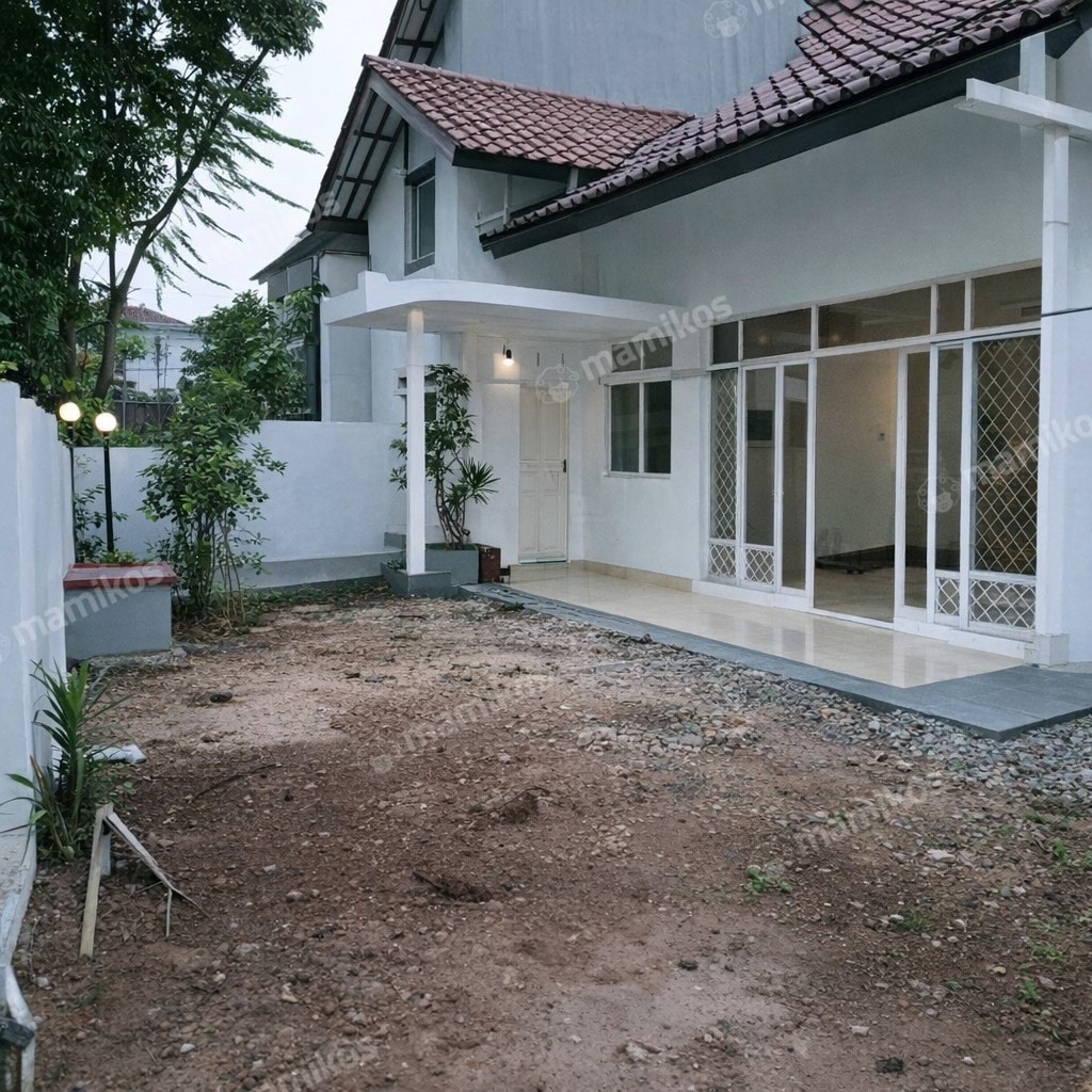 Rumah Sertifikat SHM 3 Kamar Tidur 3 Kamar Mandi Kebayoran Baru Jakarta Selatan - Photo 4