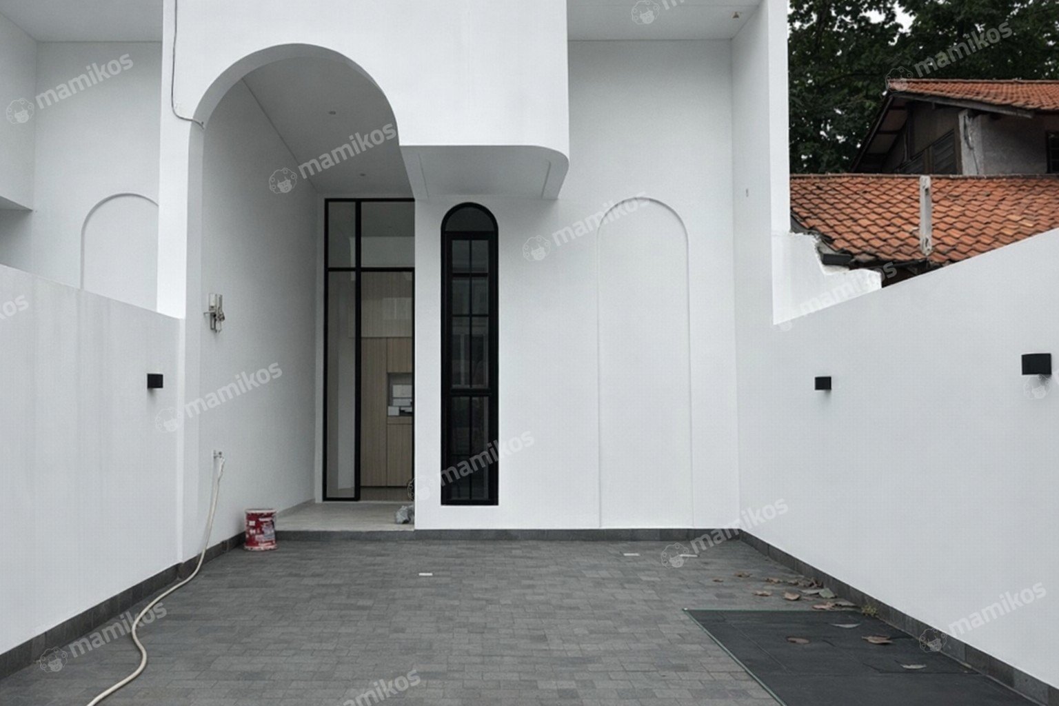 Rumah 4KT 3KM Joglo Jakarta Barat