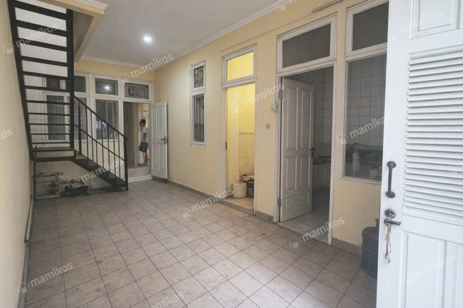 Rumah Sertifikat SHM 3 Kamar Tidur 2 Kamar Mandi Green garden Jakarta Barat