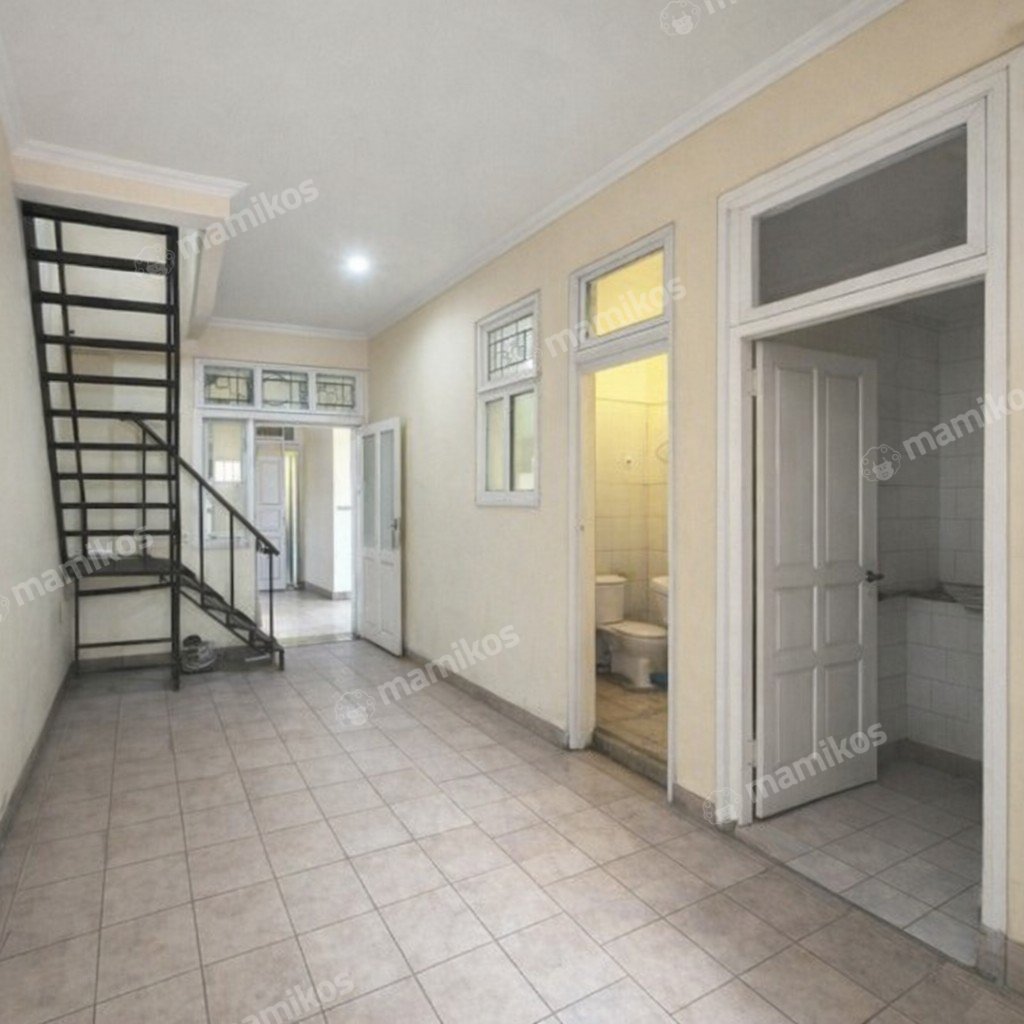 Rumah Sertifikat SHM 3 Kamar Tidur 2 Kamar Mandi Green garden Jakarta Barat - Photo 4