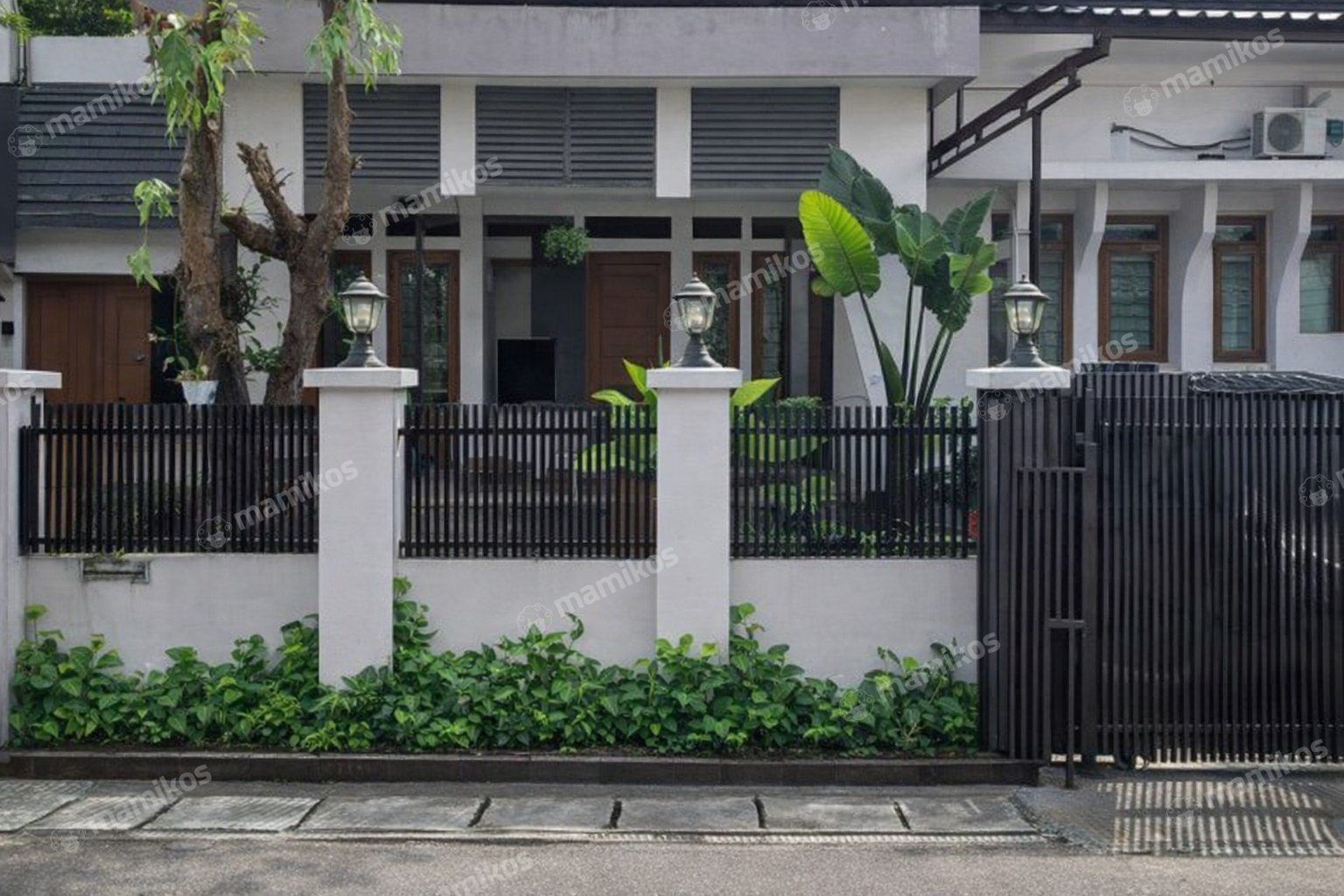 Rumah Sertifikat SHM 4 Kamar Tidur 3 Kamar Mandi Radio Dalam Jakarta Selatan