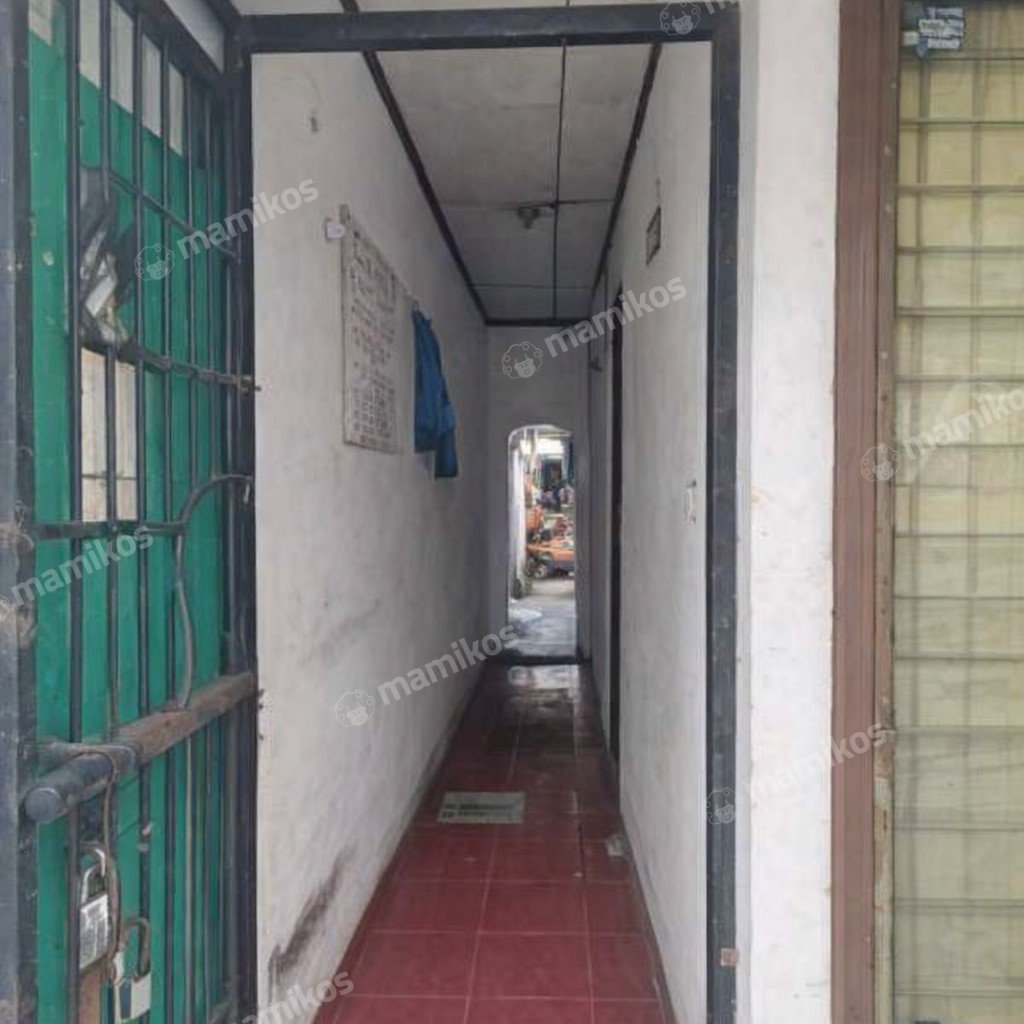 Rumah Sertifikat SHM 17 Kamar Tidur 7 Kamar Mandi Jati Padang Jakarta Selatan - Photo 5