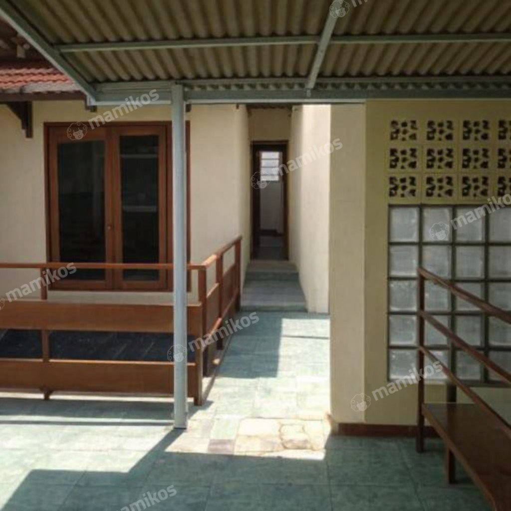 Rumah Sertifikat SHM 4 Kamar Tidur 2 Kamar Mandi Duren Sawit Jakarta Timur - Photo 4
