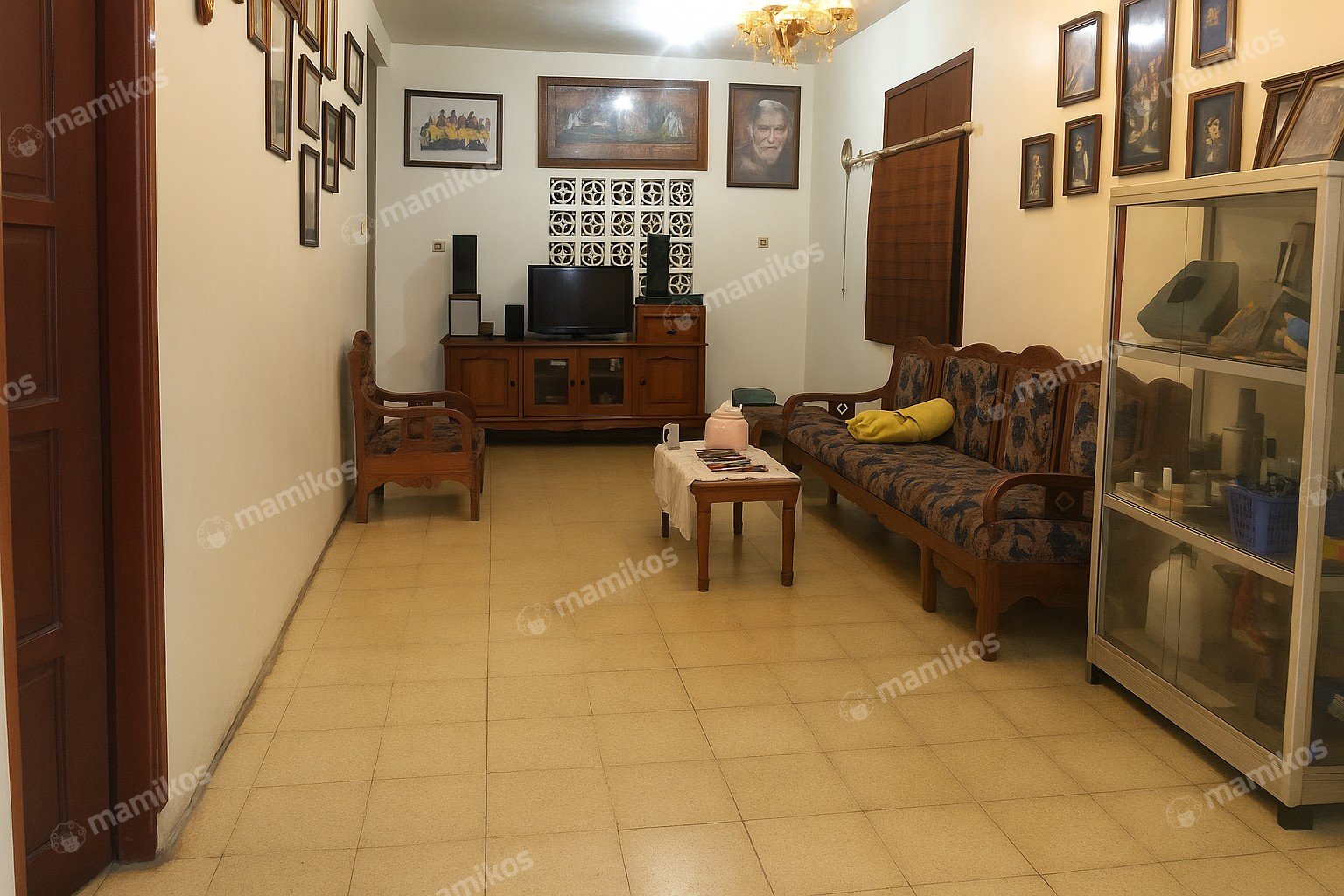 Rumah 1 Kamar Tidur 1 Kamar Mandi 2 Lantai Cengkareng Jakarta Barat