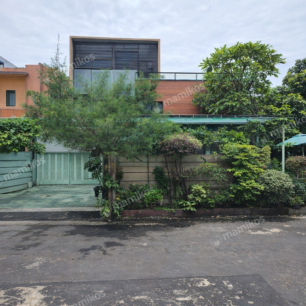 Rumah Sertifikat SHM 5 Kamar Tidur 4 Kamar Mandi Duren Sawit Jakarta Timur - Photo 2