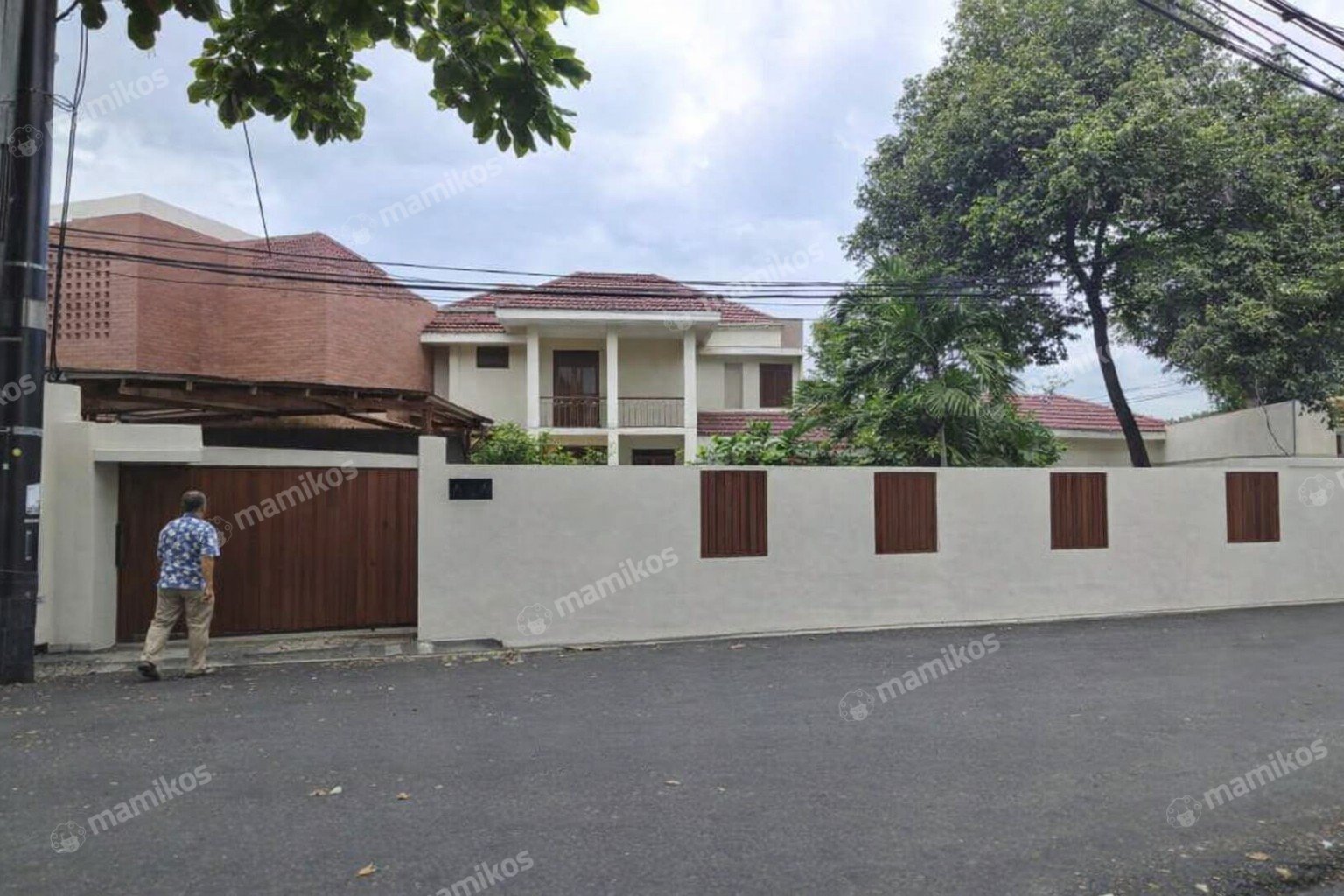 Rumah Sertifikat SHM 5 Kamar Tidur 3 Kamar Mandi Tebet Jakarta Selatan - Photo 2