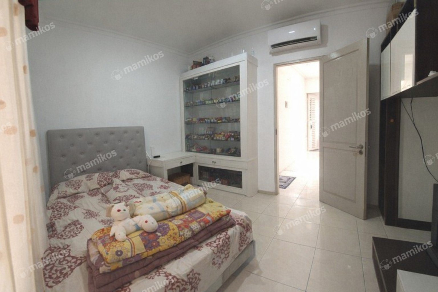 Rumah Sertifikat SHM 3 Kamar Tidur 3 Kamar Mandi Puri Media Jakarta Barat