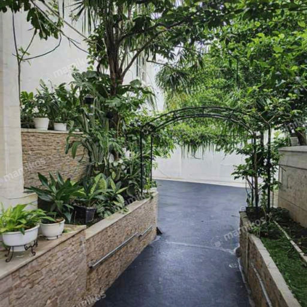 Rumah Sertifikat SHM 5 Kamar Tidur 5 Kamar Mandi Wijaya Jakarta Selatan - Photo 2