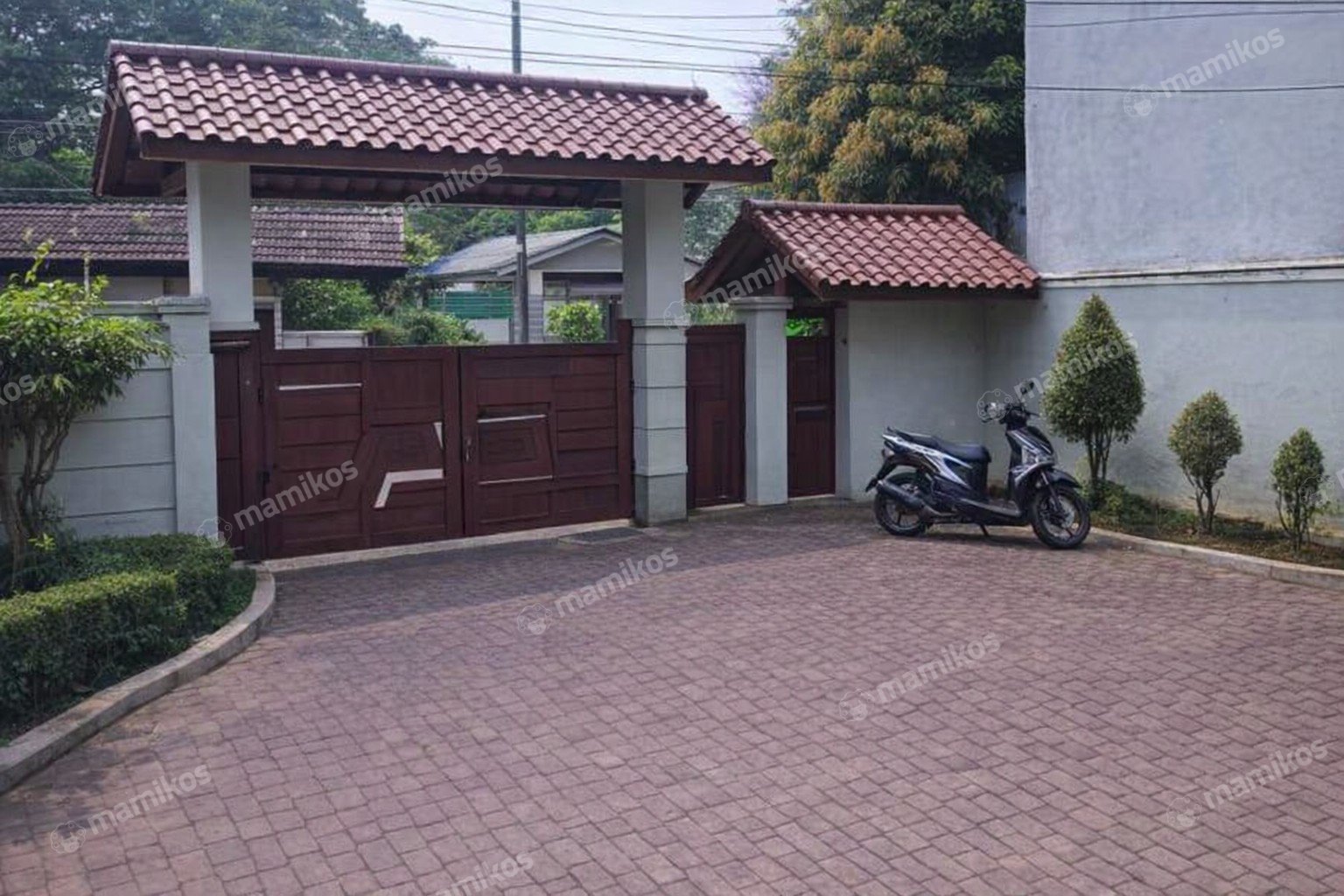 Rumah Sertifikat SHM 5 Kamar Tidur 5 Kamar Mandi Cilandak Jakarta Selatan - Photo 3
