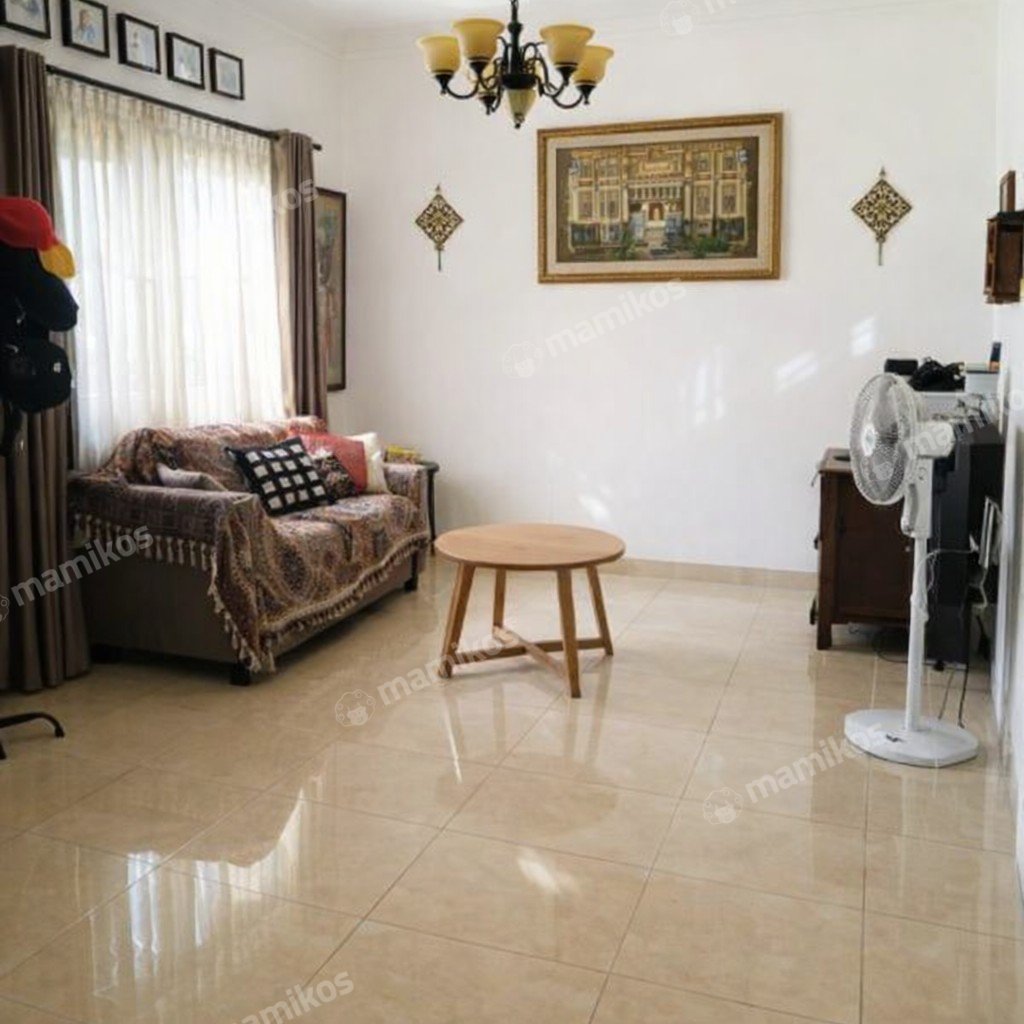 Rumah Sertifikat SHM 3 Kamar Tidur 3 Kamar Mandi Cirendeu Jakarta Selatan - Photo 4