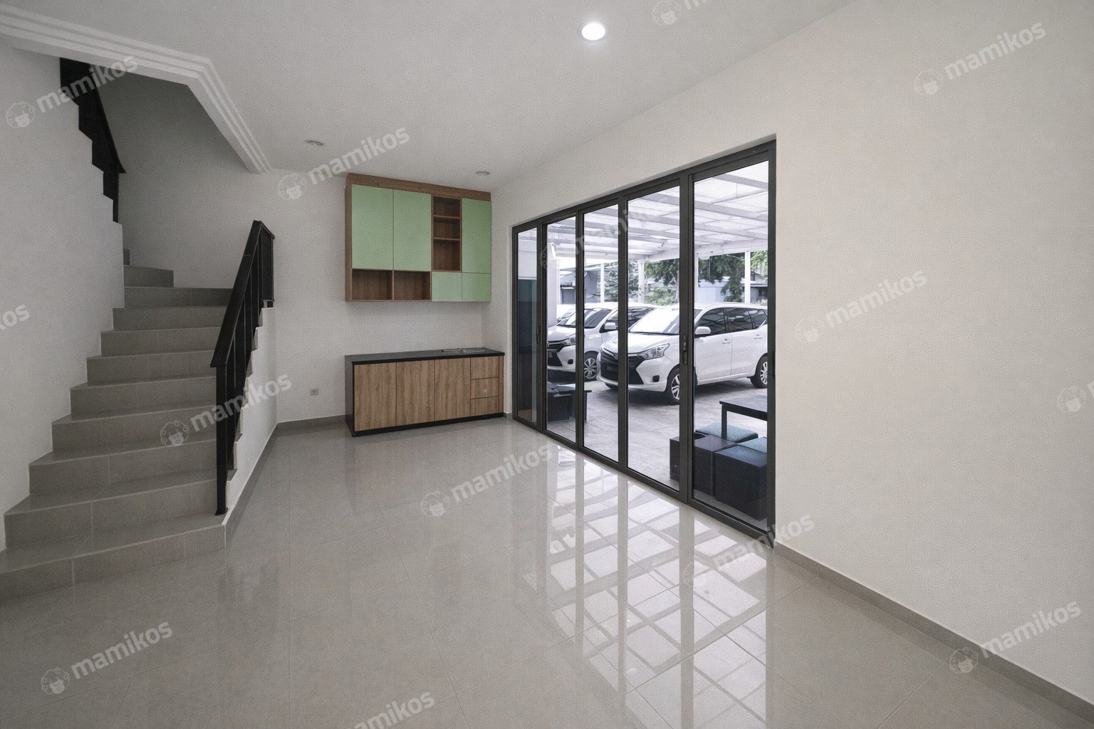 Rumah Sertifikat SHM 3 Kamar Tidur 2 Lantai Pantai Indah Kapuk 2 Jakarta Utara - Photo 2