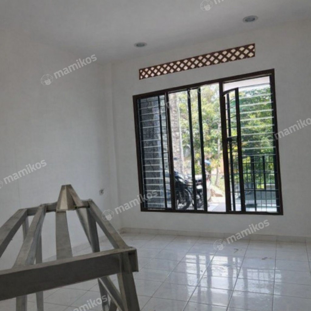 Rumah 4 Kamar Tidur 2 Kamar Mandi 2 Lantai Bojong Indah Jakarta Barat - Photo 5