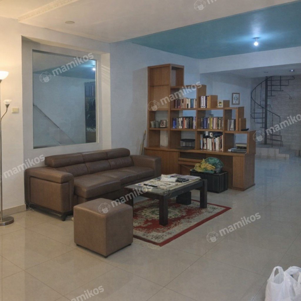Rumah Sertifikat SHM 2 Kamar Tidur 2 Kamar Mandi Kebon Jeruk Jakarta Barat - Photo 4