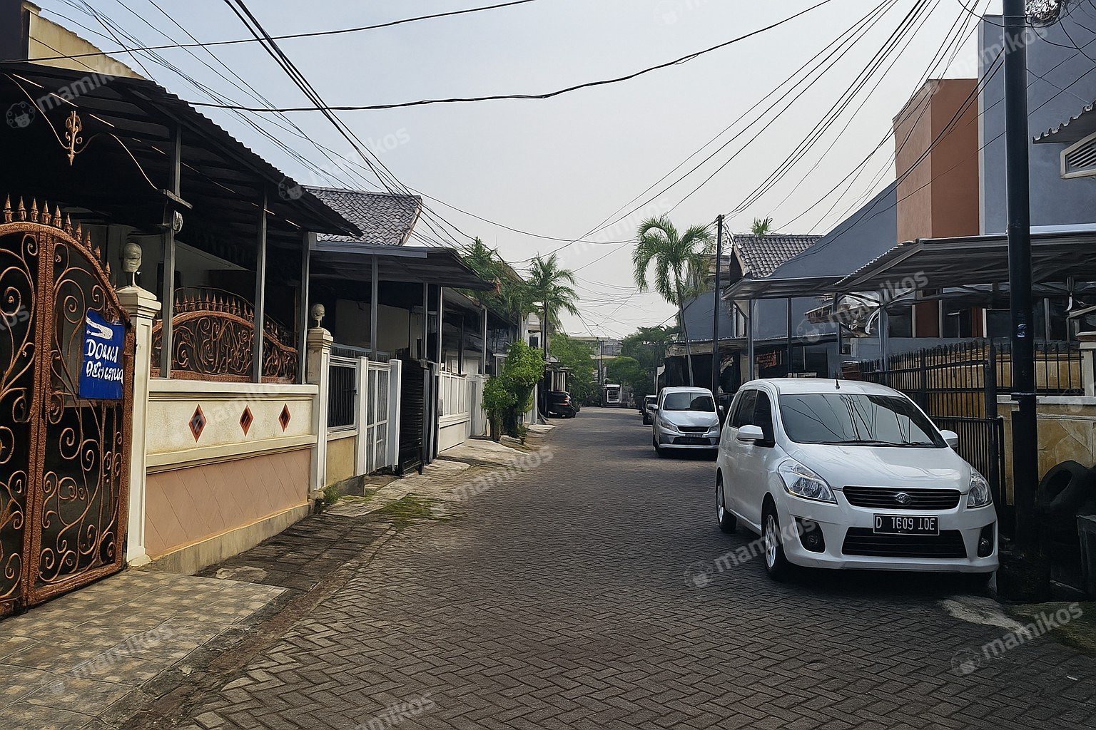 Rumah Sertifikat SHM 3 Kamar Tidur 2 Kamar Mandi Citra Garden Jakarta Barat
