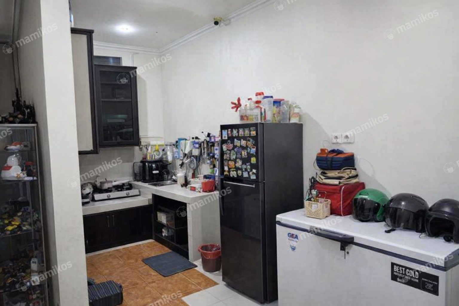Rumah 4 Kamar Tidur 2 Kamar Mandi 2 Lantai Cengkareng Jakarta Barat
