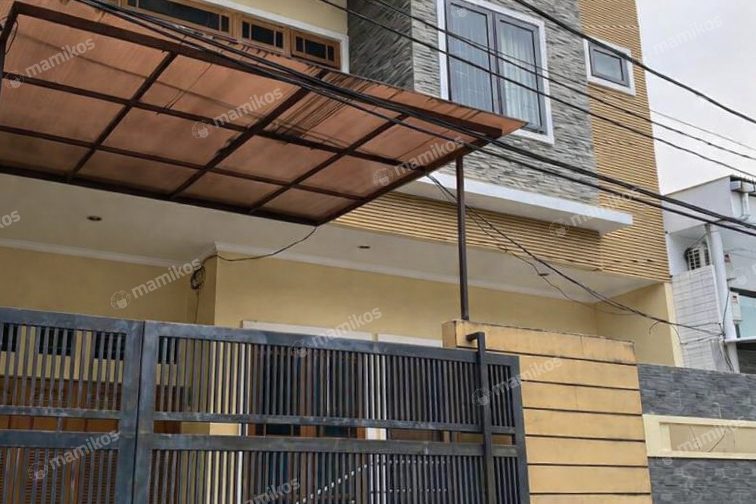 Rumah Sertifikat SHM 4 Kamar Tidur 4 Kamar Mandi Pluit Jakarta Utara