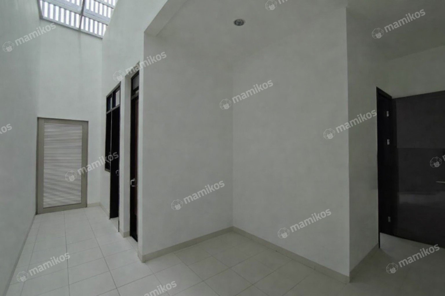 Rumah 4 Kamar Tidur 4 Kamar Mandi 3 Lantai Pantai Indah Kapuk Jakarta Utara - Photo 3