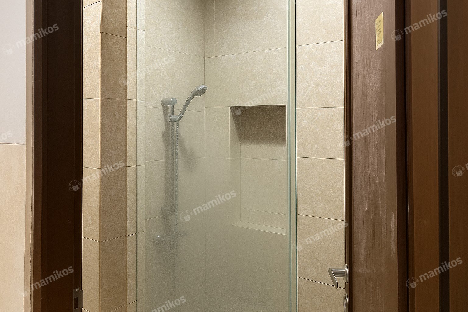 Rumah 4KT 3KM Intercon Jakarta Barat