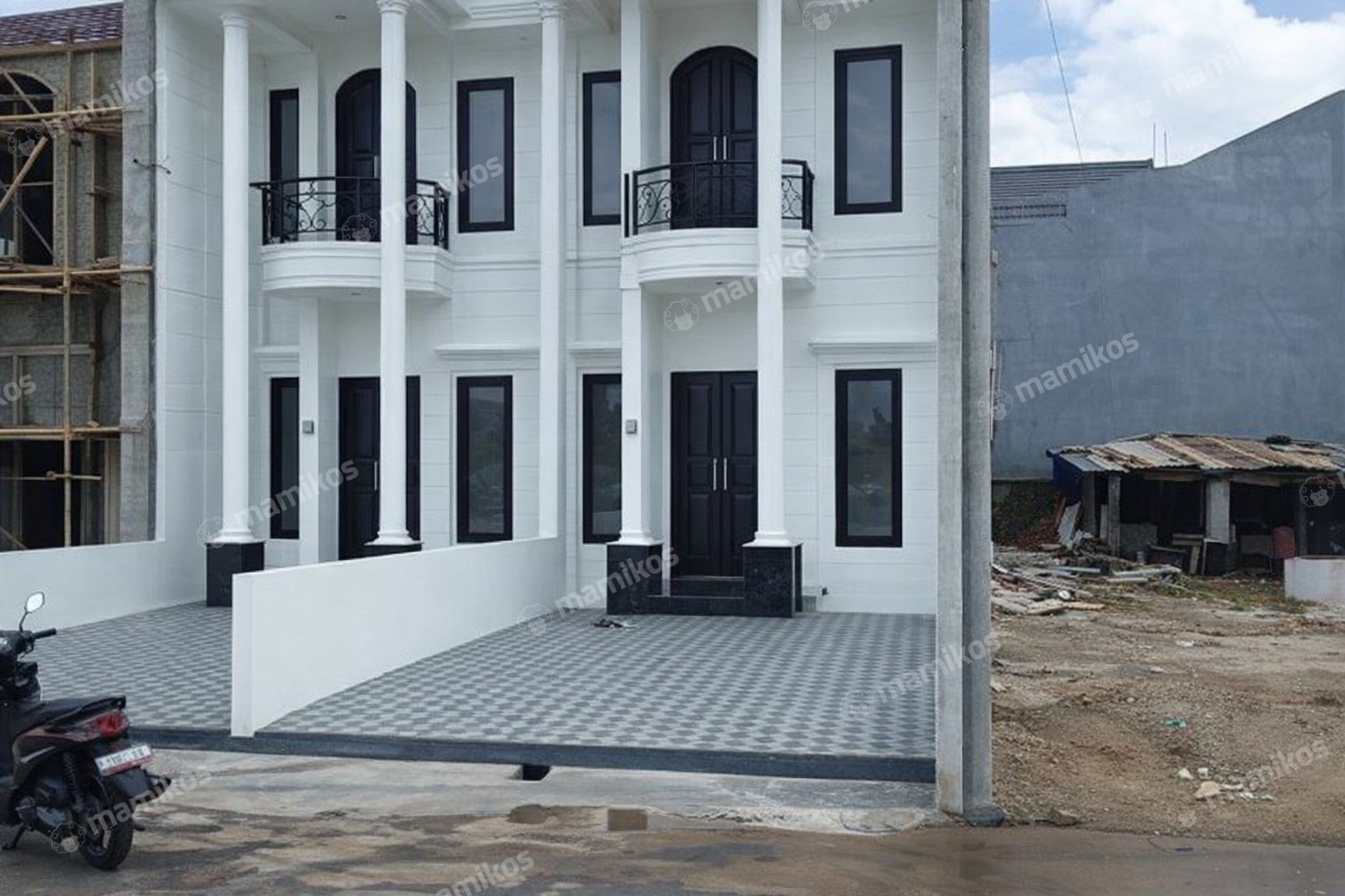 Rumah Sertifikat SHM 3 Kamar Tidur 3 Kamar Mandi Condet Jakarta Timur