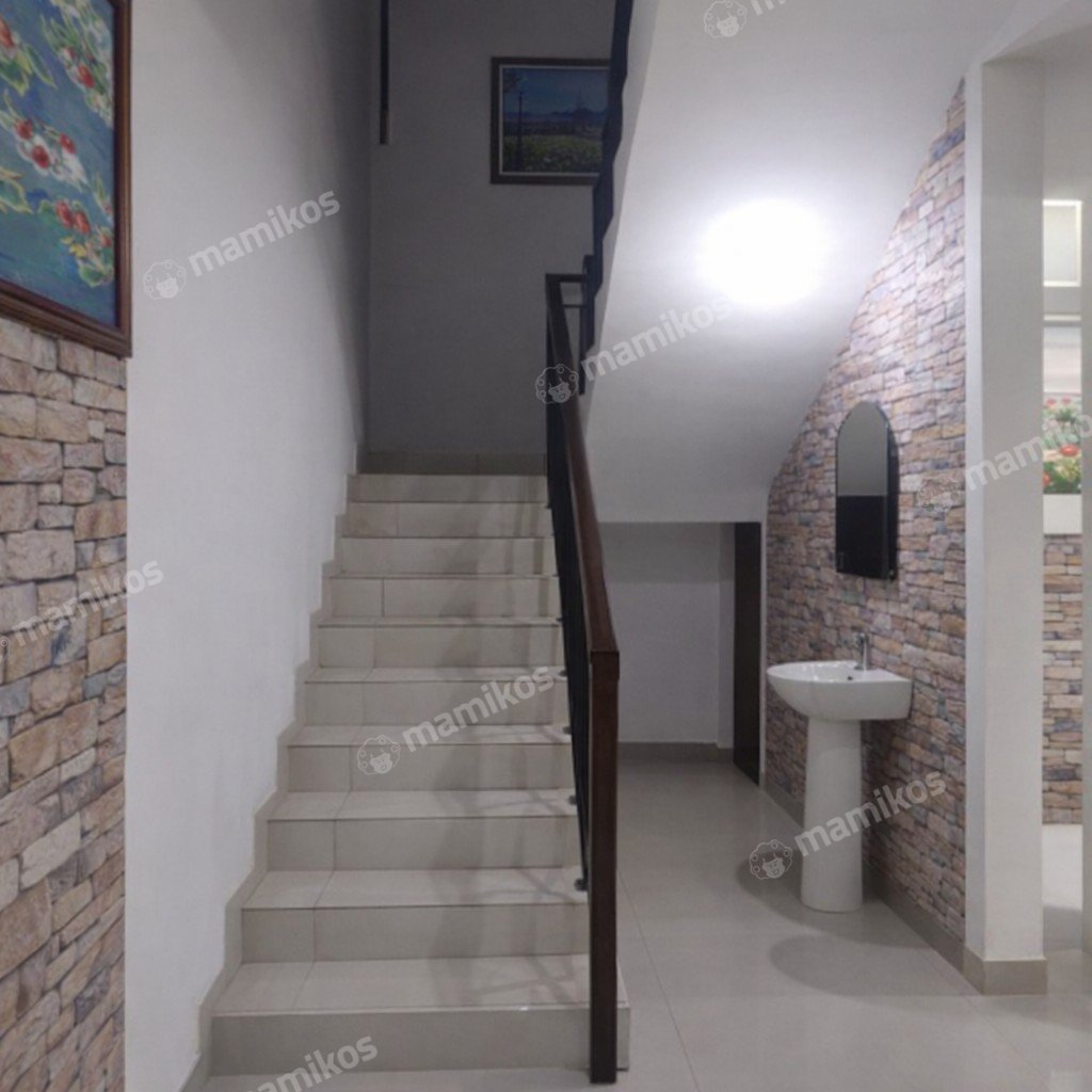 Rumah Sertifikat SHM 6 Kamar Tidur 6 Kamar Mandi Kebayoran Baru Jakarta Selatan - Photo 4
