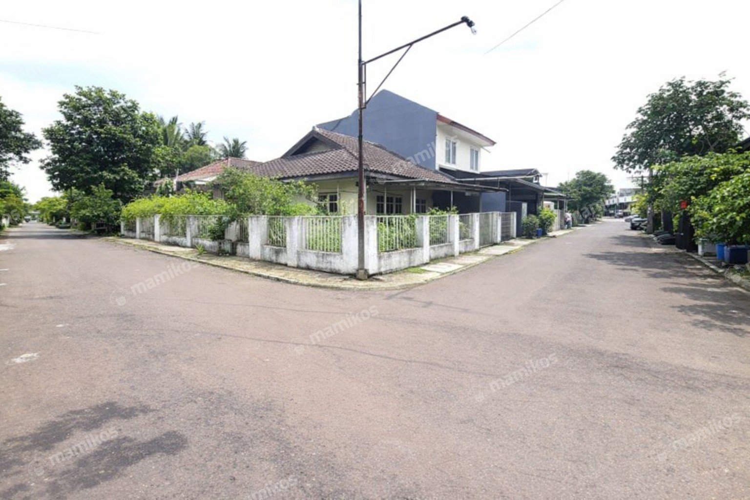 Rumah Sertifikat SHM 3 Kamar Tidur 2 Kamar Mandi Citra Garden Jakarta Barat