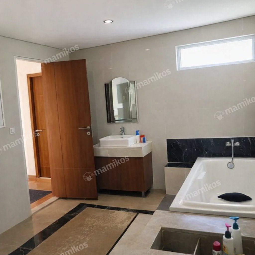 Rumah Sertifikat SHM 4 Kamar Tidur 4 Kamar Mandi Pondok Indah Jakarta Selatan - Photo 2