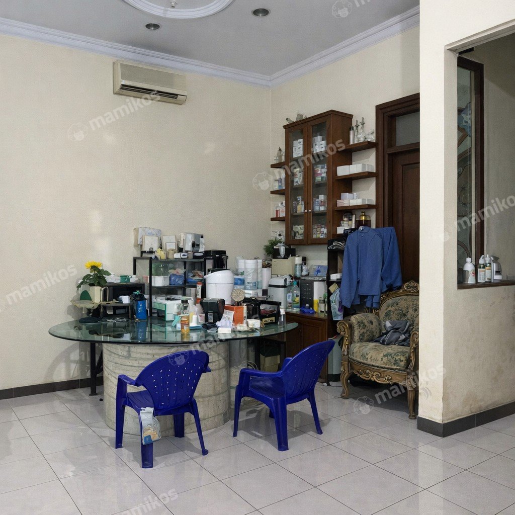 Rumah Sertifikat SHM 4 Kamar Tidur 2 Kamar Mandi Taman Ratu Jakarta Barat - Photo 4