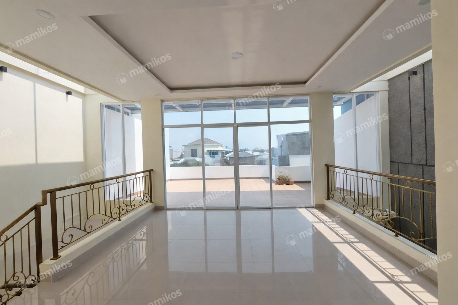 Rumah Sertifikat SHM 4 Kamar Tidur 4 Kamar Mandi Pantai Indah Kapuk Jakarta Utara - Photo 3