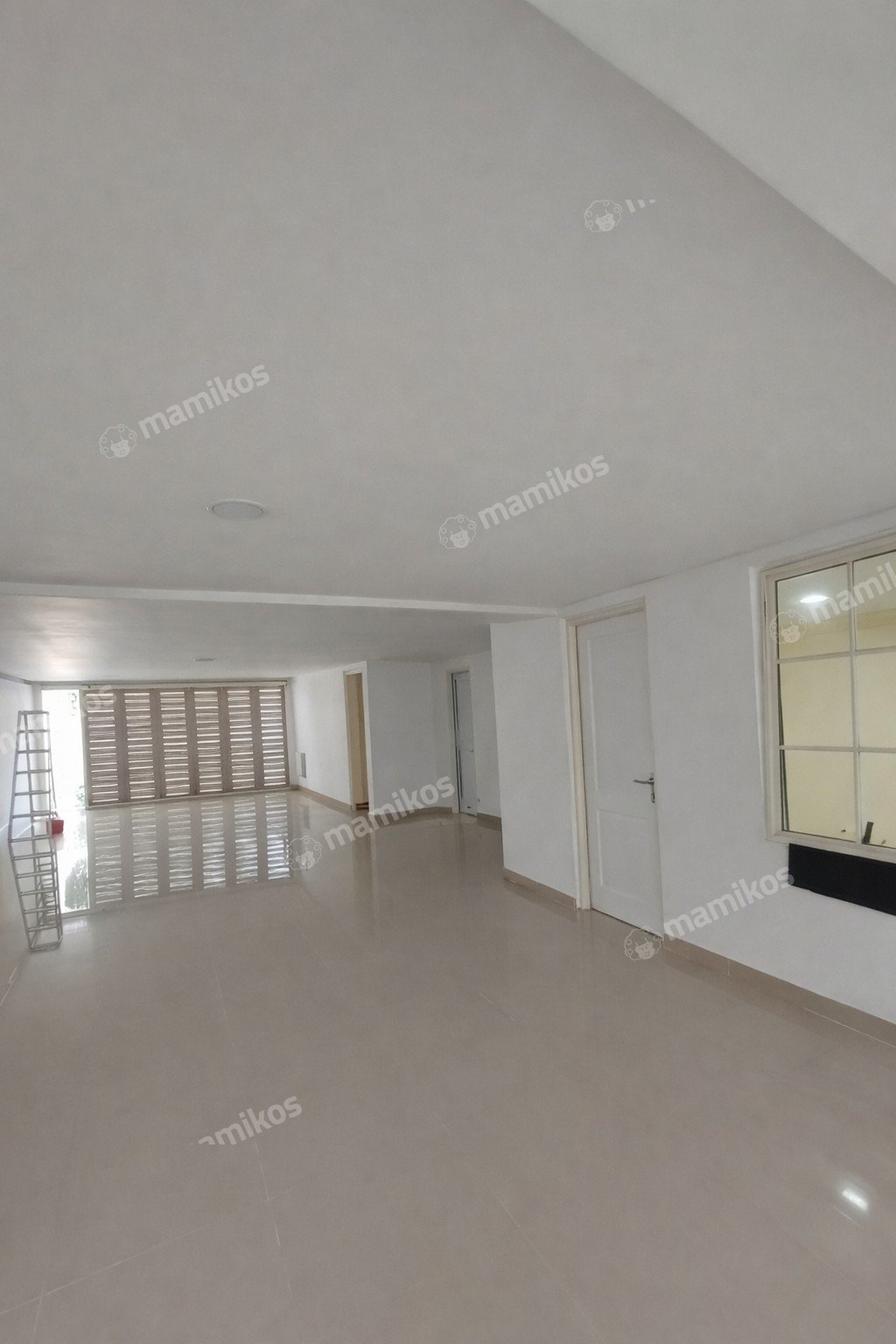 Rumah Sertifikat SHM 4 Kamar Tidur 4 Kamar Mandi Pantai Indah Kapuk Jakarta Utara - Photo 5