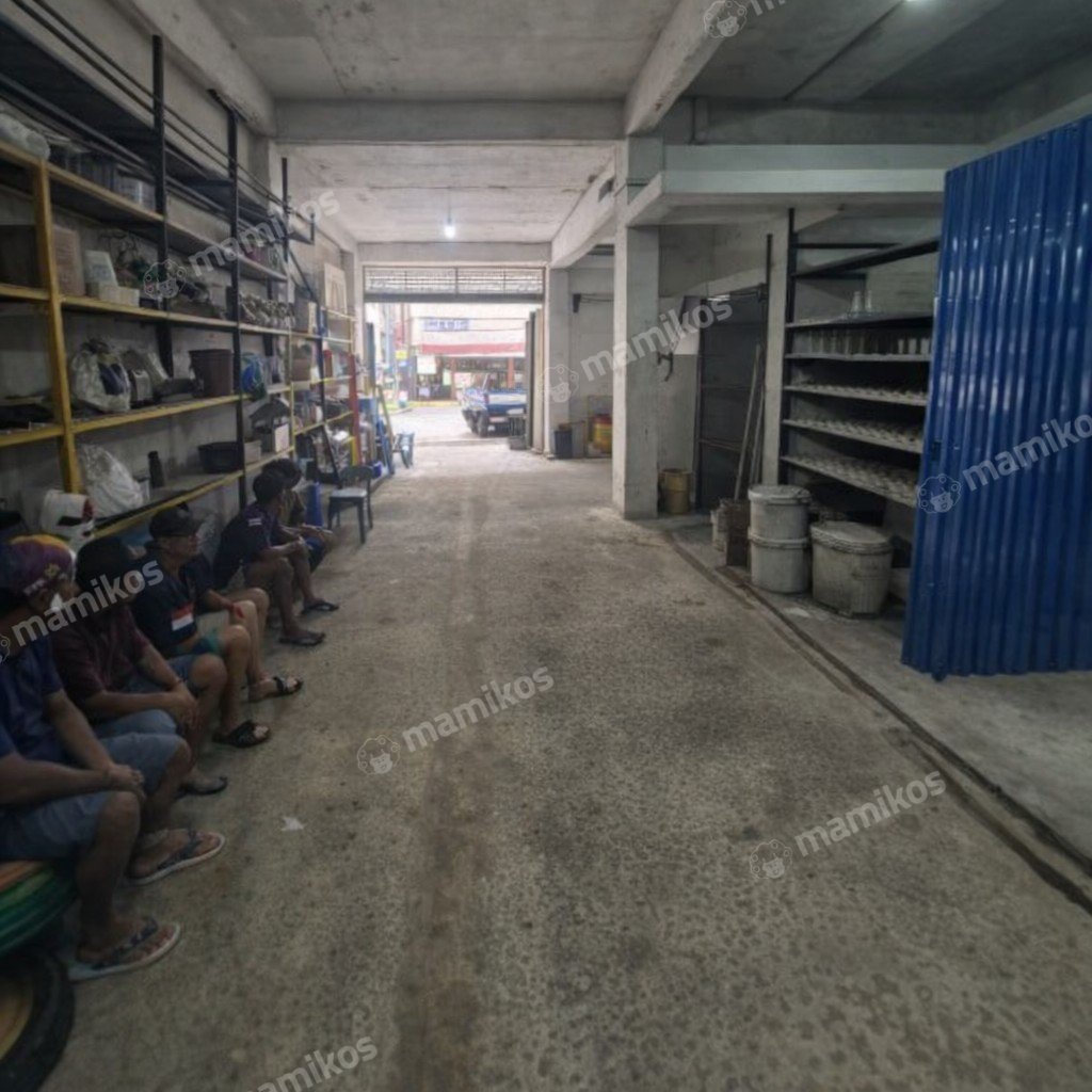 Rumah 5 Kamar Tidur 5 Kamar Mandi 3 Lantai Duri Kepa Jakarta Barat - Photo 4