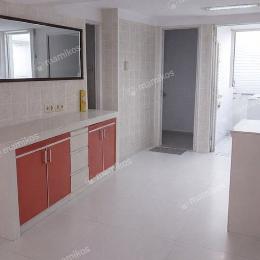 Rumah Sertifikat SHM 4 Kamar Tidur 2 Kamar Mandi Tanjung Duren Jakarta Barat - Photo 2