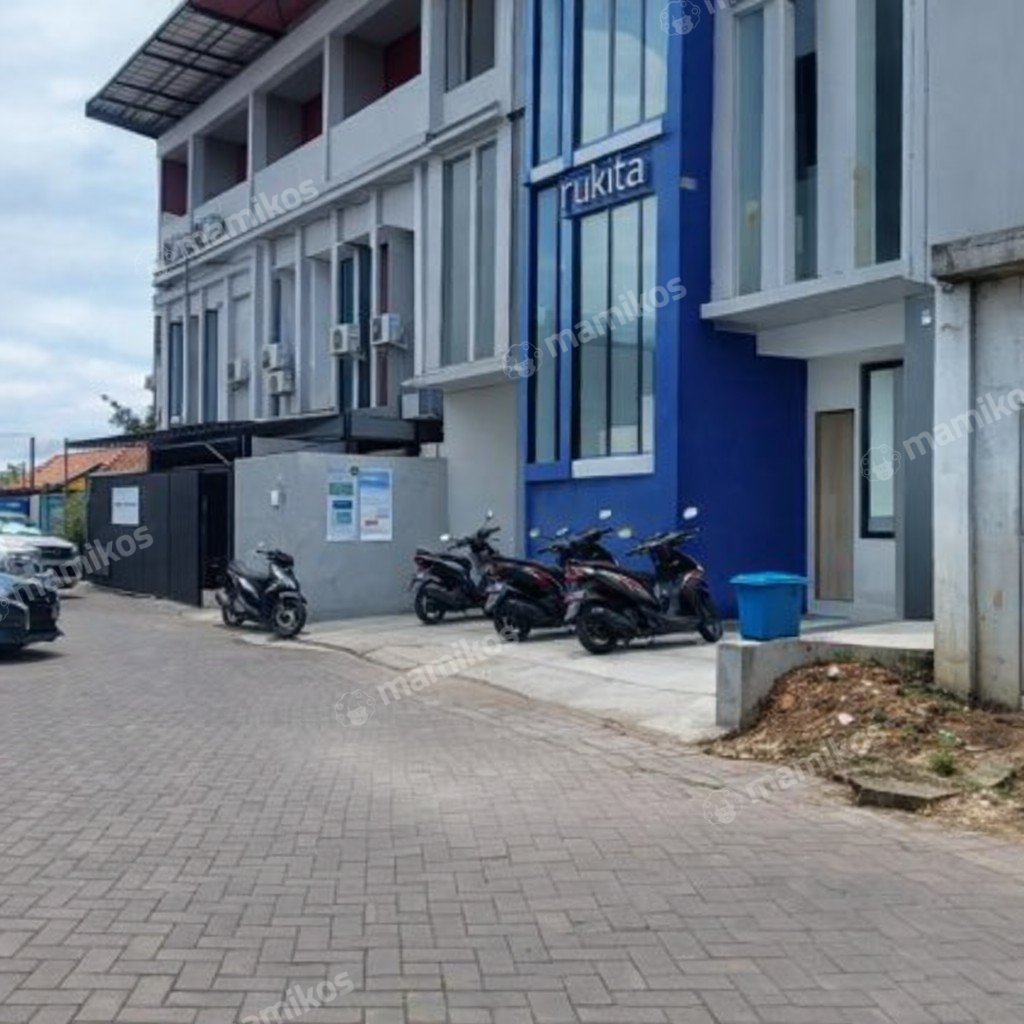 Rumah Sertifikat SHM 11 Kamar Tidur 11 Kamar Mandi Cilandak Jakarta Selatan