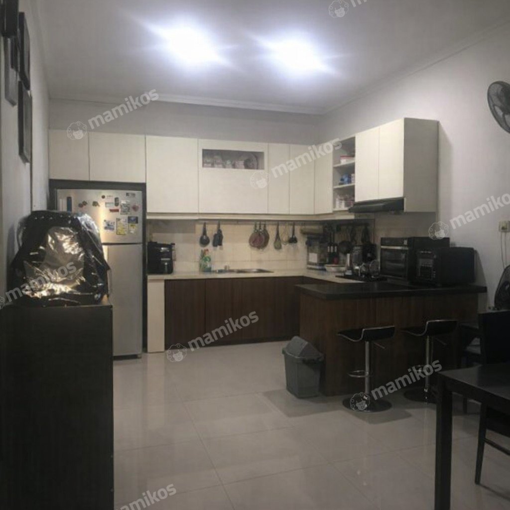 Rumah Sertifikat SHM 5 Kamar Tidur 3 Kamar Mandi Daan Mogot Jakarta Barat - Photo 3