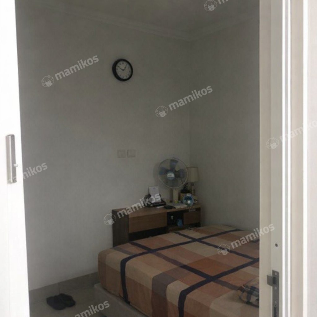 Rumah Sertifikat SHM 5 Kamar Tidur 3 Kamar Mandi Daan Mogot Jakarta Barat - Photo 4