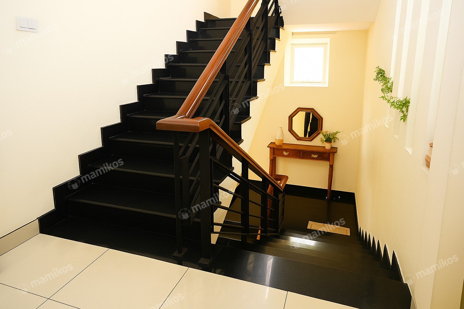 Rumah Sertifikat SHM 3 Kamar Tidur 3 Kamar Mandi Permata Buana Jakarta Barat - Photo 4