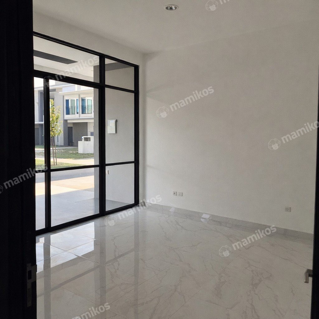 Rumah Sertifikat PPJB 3 Kamar Tidur 3 Kamar Mandi Pantai Indah Kapuk 2 Jakarta Utara - Photo 4