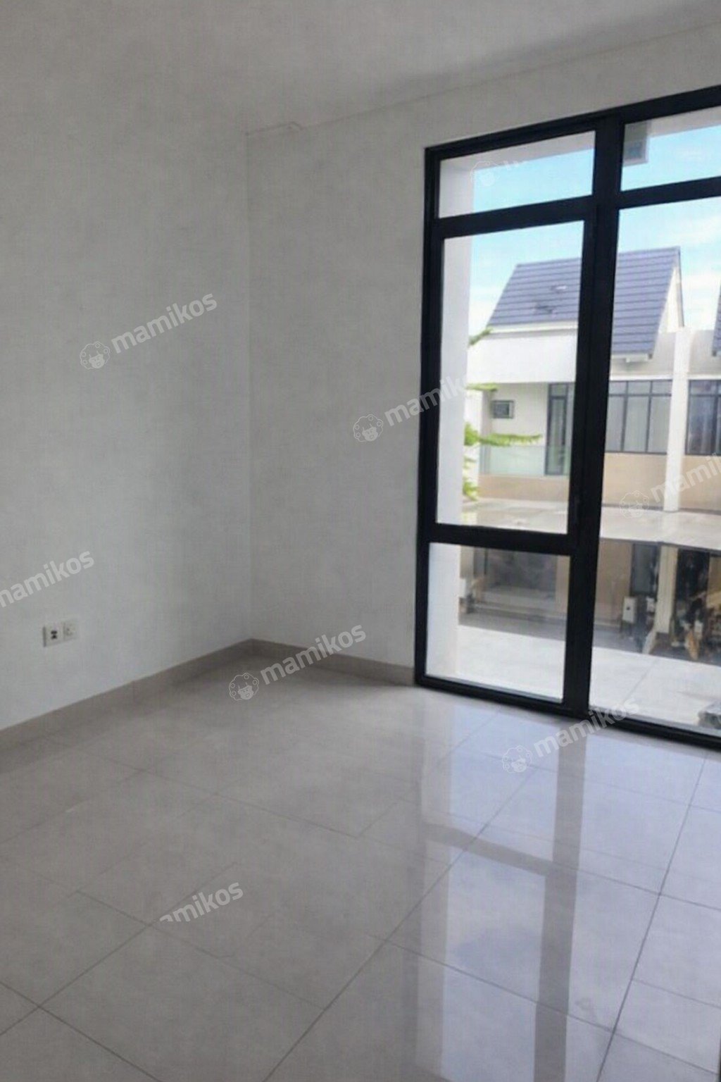 Rumah Sertifikat PPJB 3 Kamar Tidur 3 Kamar Mandi Pantai Indah Kapuk 2 Jakarta Utara - Photo 2