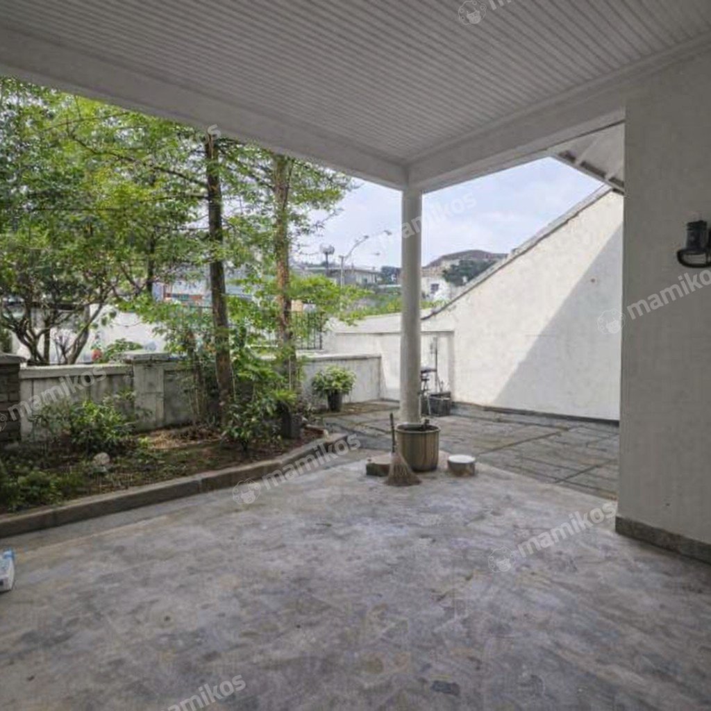 Rumah Sertifikat SHM 5 Kamar Tidur 3 Kamar Mandi Permata Buana Jakarta Barat - Photo 2