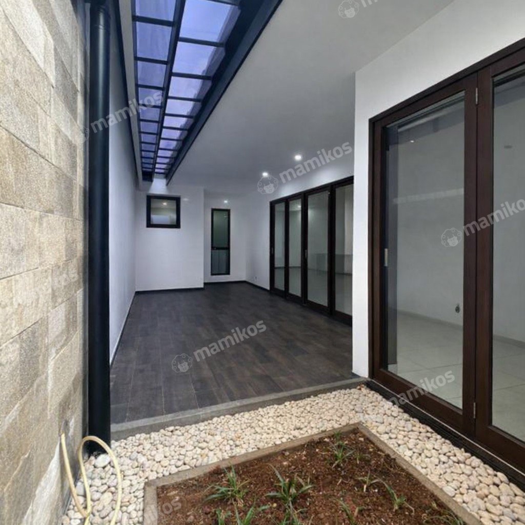 Rumah Sertifikat SHM 4 Kamar Tidur 3 Kamar Mandi Cinere Jakarta Selatan - Photo 3