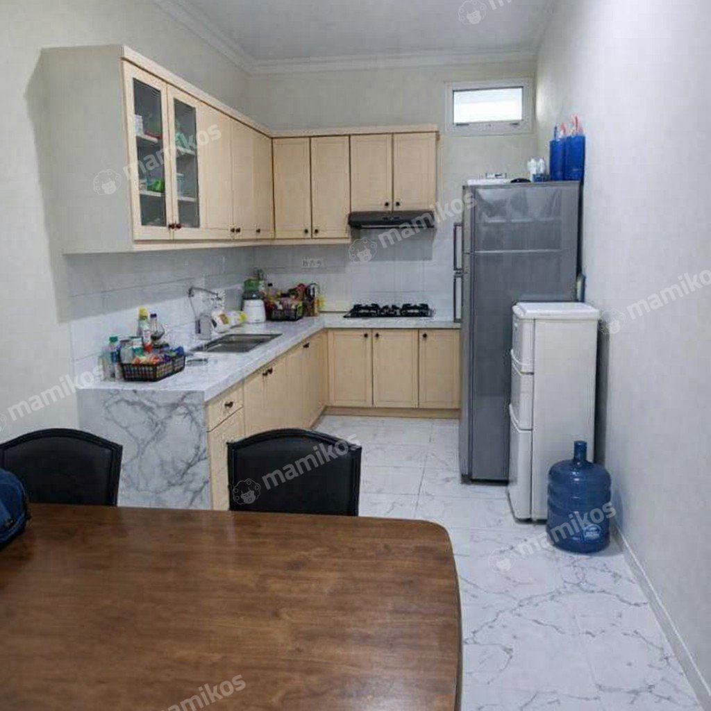 Rumah Sertifikat SHM 3 Kamar Tidur 3 Kamar Mandi Taman Surya Jakarta Barat - Photo 5