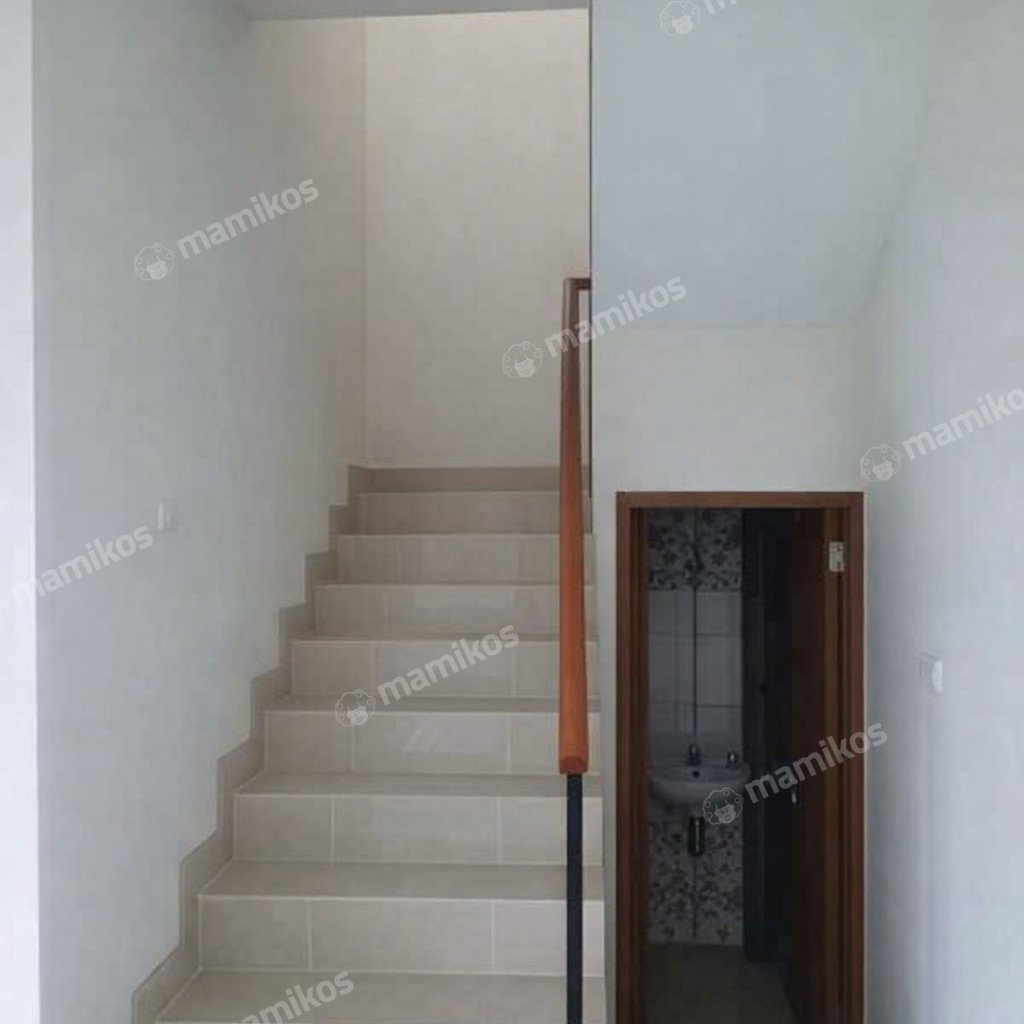 Rumah Sertifikat SHM 3 Kamar Tidur 2 Kamar Mandi Cilandak Jakarta Selatan - Photo 4