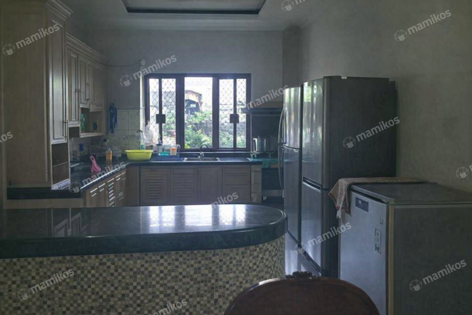 Rumah Sertifikat SHM 40 Kamar Tidur 4 Kamar Mandi Raffles Hills Jakarta Timur