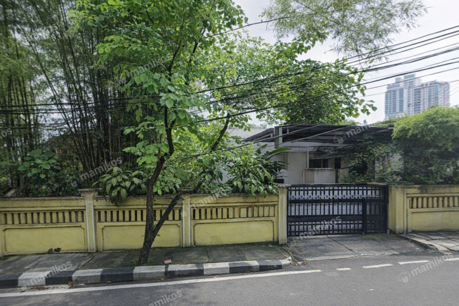 Rumah Sertifikat SHM 6 Kamar Tidur 5 Kamar Mandi Antasari Jakarta Selatan