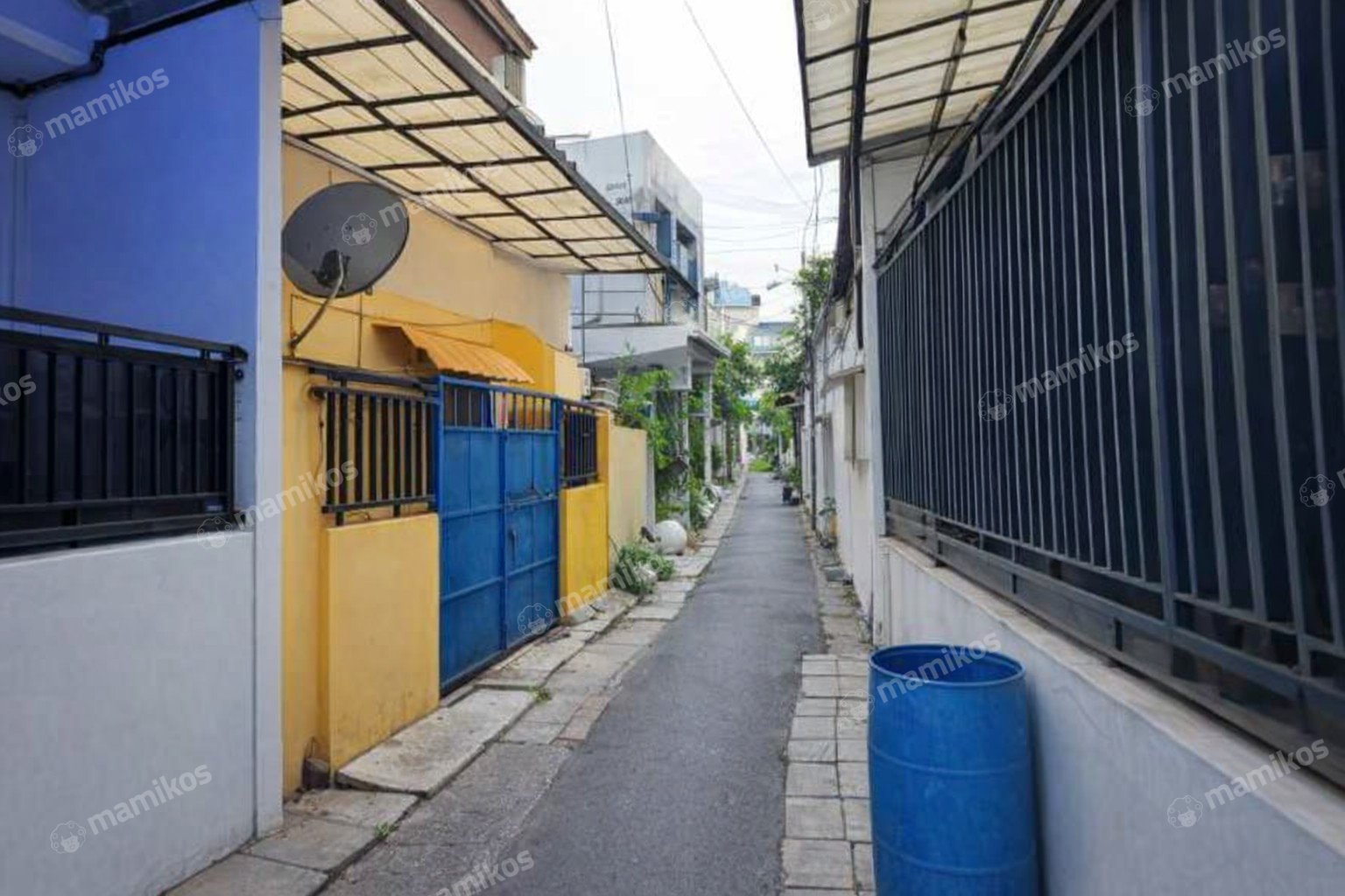Rumah Sertifikat SHM 5 Kamar Tidur 2 Kamar Mandi Tanjung Duren Utara Jakarta Barat - Photo 3
