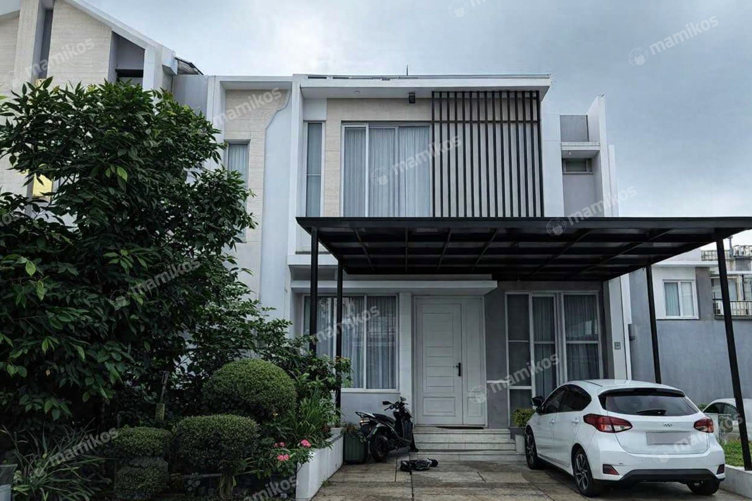 Rumah Sertifikat SHM 6 Kamar Tidur 5 Kamar Mandi Jakarta Garden City Jakarta Timur