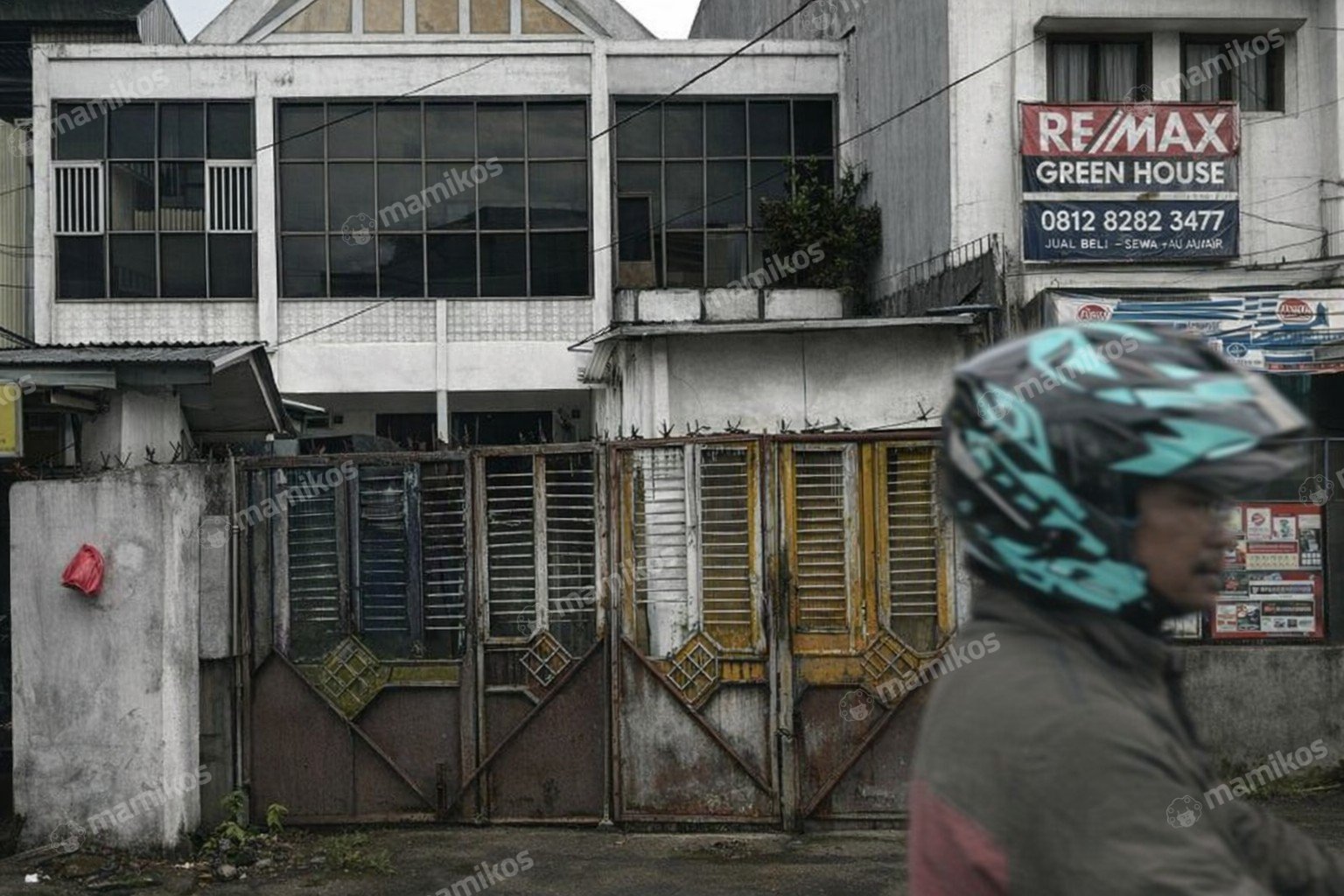 Rumah Sertifikat SHM 3 Kamar Tidur 3 Kamar Mandi Kembangan Jakarta Barat